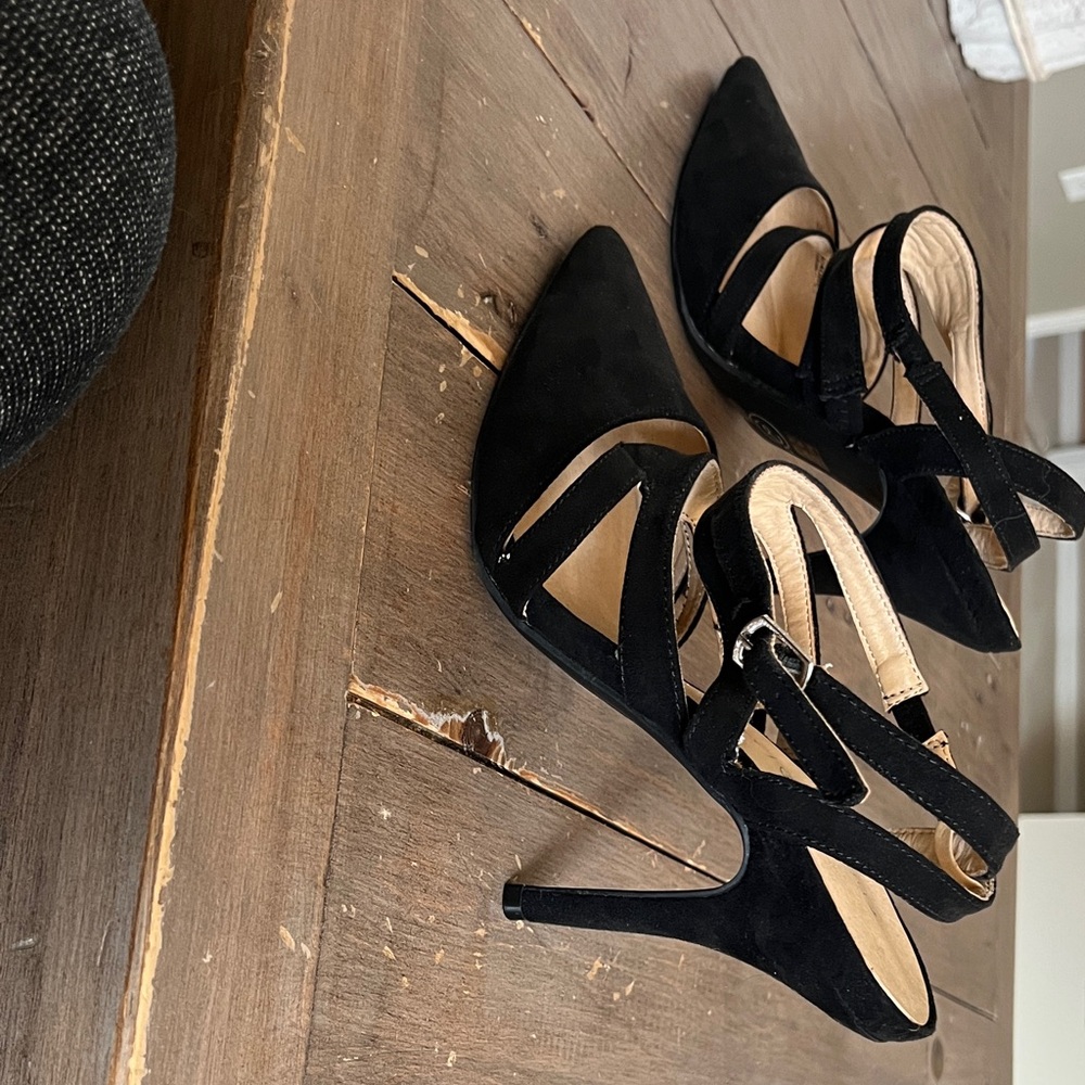 Chinese Laundry Black Strappy Heels - Picture 6 of 7